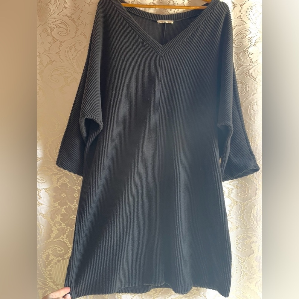 ENTRO Black Ribbed V-Neck 3/4 Sleeves Stretchy Oversized L Boutique Mini Dress